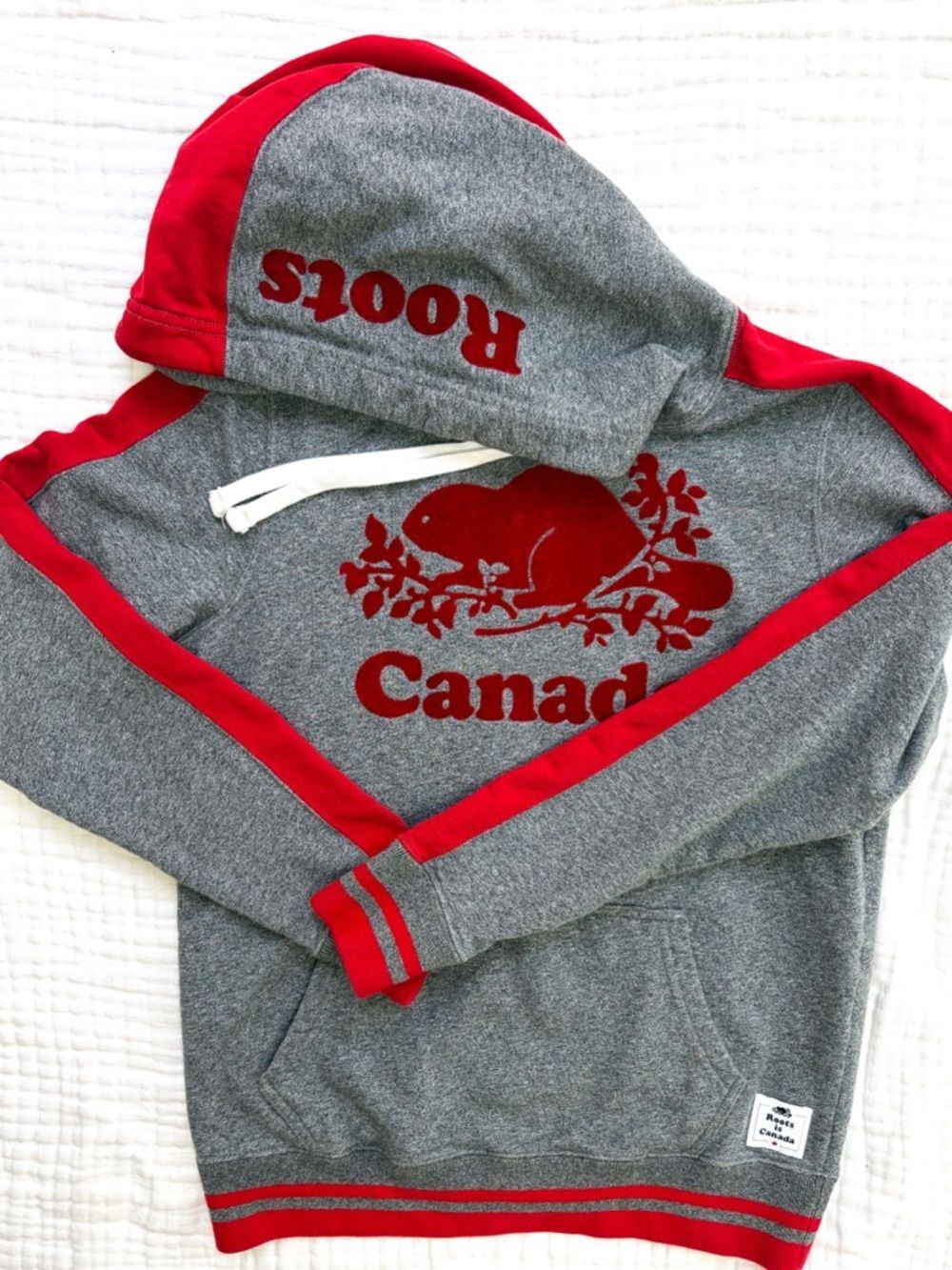 Roots Canada Hoodie XS Gray Red Beaver Logo Pullover Made Canada